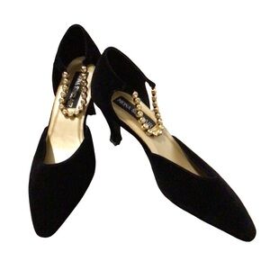MONA SINCLAIR shoes